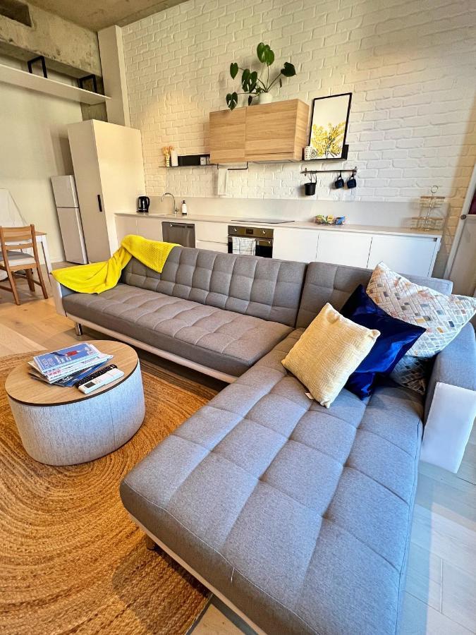 Phillip Industrial Yet Modern, 1Bd 1Bth Apt - Woden מראה חיצוני תמונה