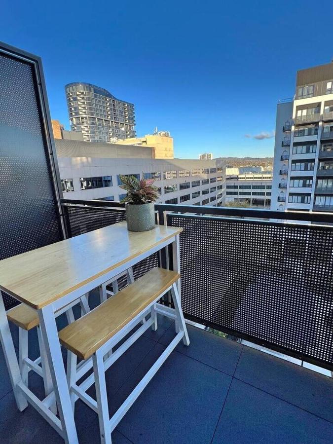 Phillip Industrial Yet Modern, 1Bd 1Bth Apt - Woden מראה חיצוני תמונה