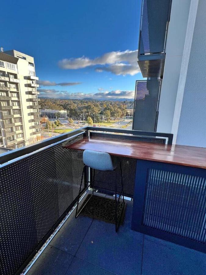 Phillip Industrial Yet Modern, 1Bd 1Bth Apt - Woden מראה חיצוני תמונה